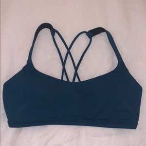 Lululemon free to be bra blue size 6